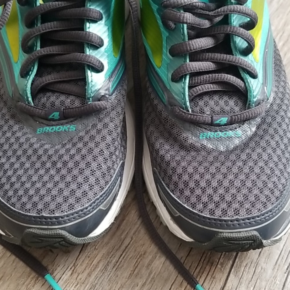 Brooks Launch 4 Running Shoes 6.5 - Picture 4 of 8